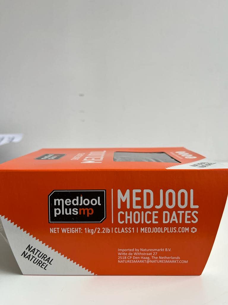 Medjool Plus Choice Grade Medjool Dates 1kg – Premium Jumbo Dates with – Soft, Sweet & Fresh – No Added Sugar – Luxury Gift Box