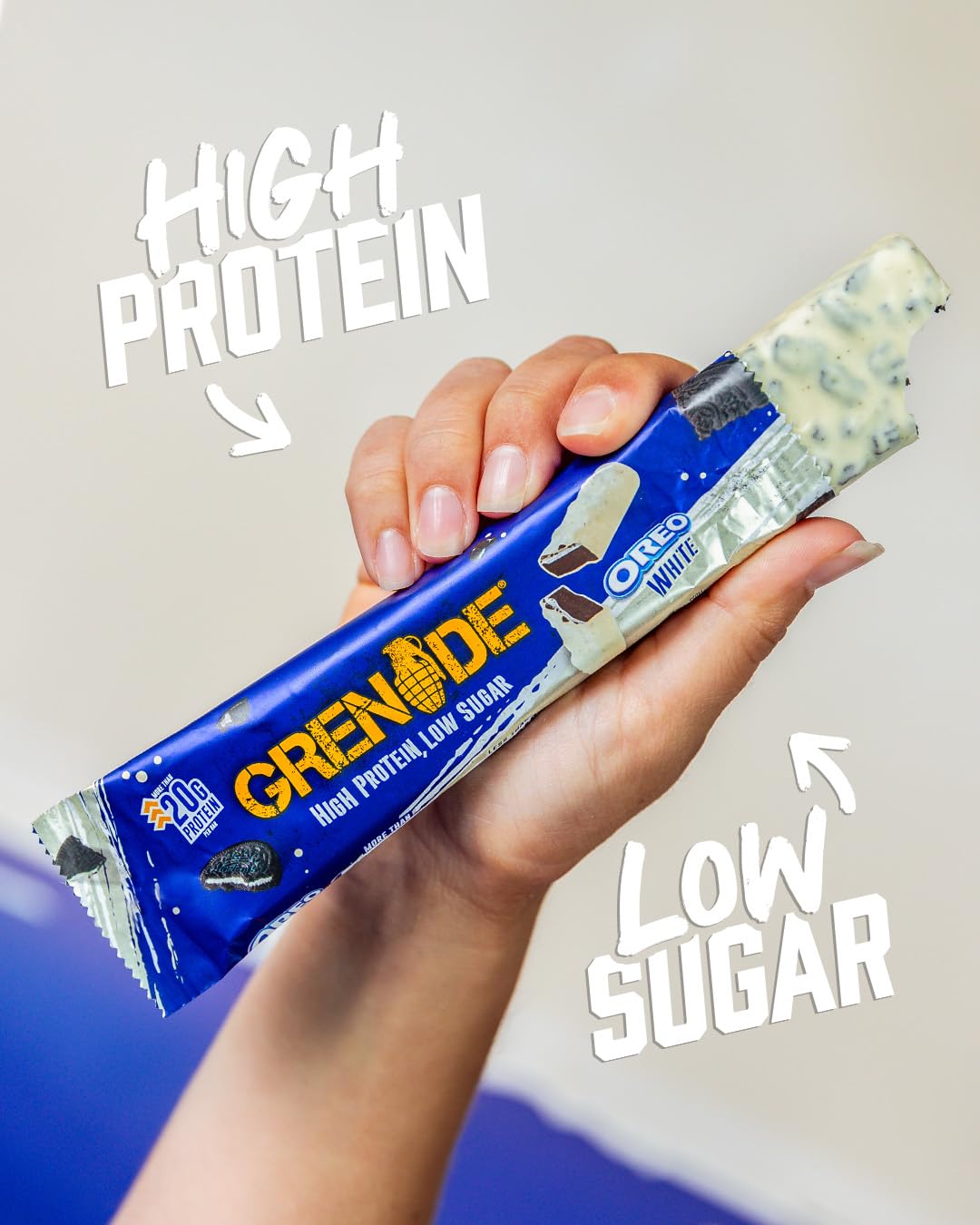 Grenade OREO White High Protein, Low Sugar Bars, 12 x 60 g – 21 g Protein per Snack Bar with Crunchy OREO Pieces & White Chocolate Coating