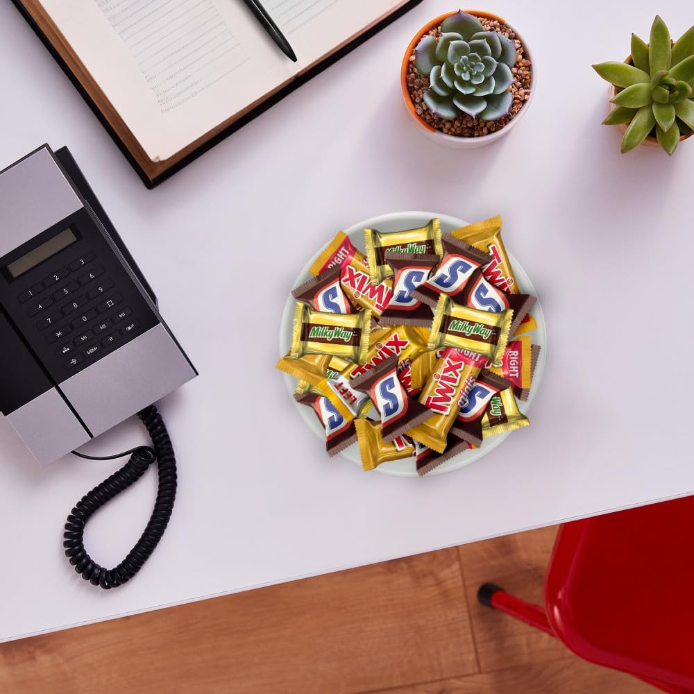 SNICKERS, TWIX & MILKY WAY Minis Assorted Chocolate Candy Variety Pack, Candy Bag, 150 Ct Bulk Bag